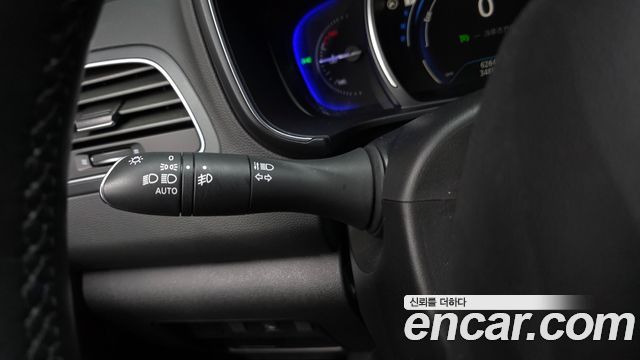 Renault Korea QM6 Gasoline 2WD RE Signature 2019 — фото 33