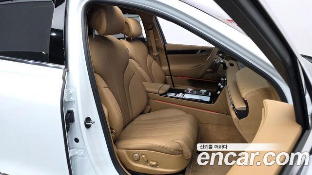 Genesis G80 (RG3) Gasoline 2.5 Turbo AWD 2026 — фото 15