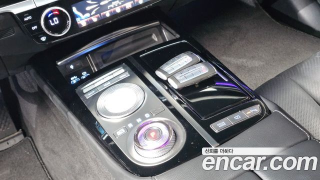 Genesis G80 (RG3) Gasoline 2.5 Turbo AWD 2021 — фото 9