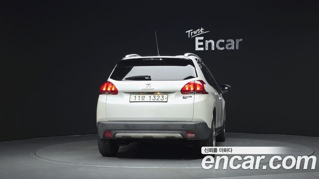 Peugeot 2008 1.6 e-HDi Feline L 2015 — фото 4