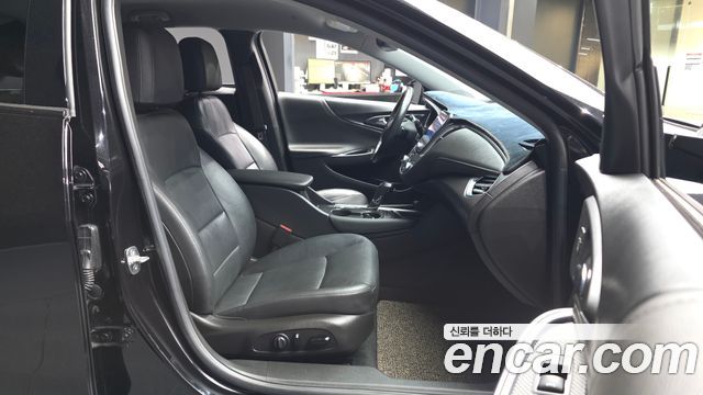 Chevrolet Malibu 1.3 Turbo Perfect Black Premier 2020 — фото 11