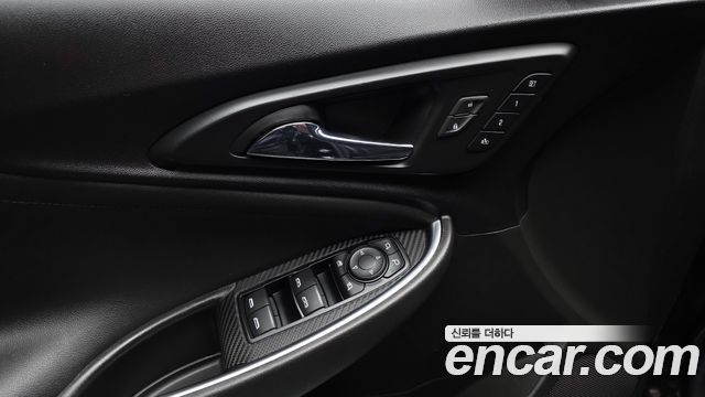 Chevrolet Malibu 1.3 Turbo Perfect Black Premier 2020 — фото 17