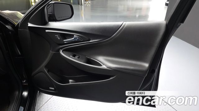 Chevrolet Malibu 1.3 Turbo Perfect Black Premier 2020 — фото 24