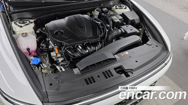 Hyundai Grandeur (GN7) 2,5 Gasoline 2WD Premium 2025 — фото 6
