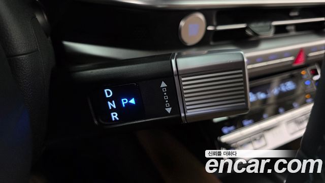 Hyundai Grandeur (GN7) 2,5 Gasoline 2WD Premium 2025 — фото 9