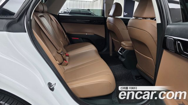 Hyundai Grandeur (GN7) 2,5 Gasoline 2WD Premium 2025 — фото 11