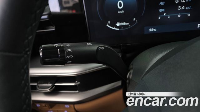 Hyundai Grandeur (GN7) 2,5 Gasoline 2WD Premium 2025 — фото 28