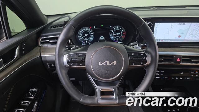 Kia K5 (III) 1.6 Turbo Signature 2022 — фото 14