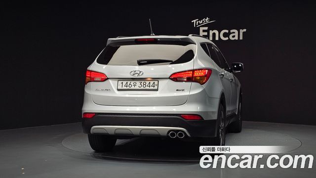 Hyundai Santa Fe (DM) Diesel(e-VGT) 2.0 2WD Exclusive 2013 — фото 4