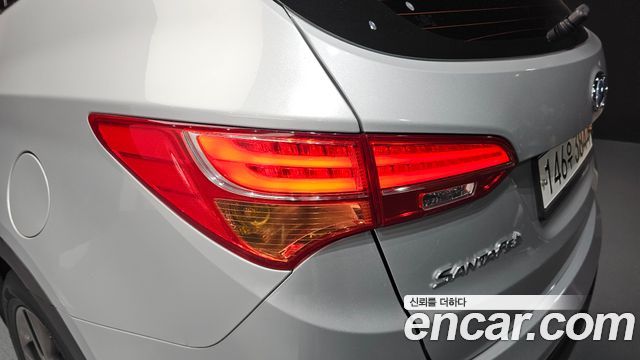Hyundai Santa Fe (DM) Diesel(e-VGT) 2.0 2WD Exclusive 2013 — фото 23