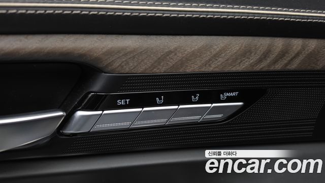 Genesis G90 3.3 T AWD Premium 2019 — фото 29