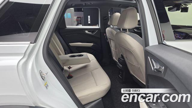 Audi Q4 e-tron (F4) 45 2025 — фото 26