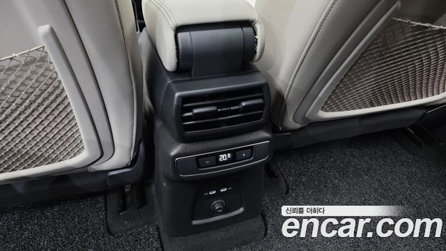 Audi Q4 e-tron (F4) 45 2025 — фото 30