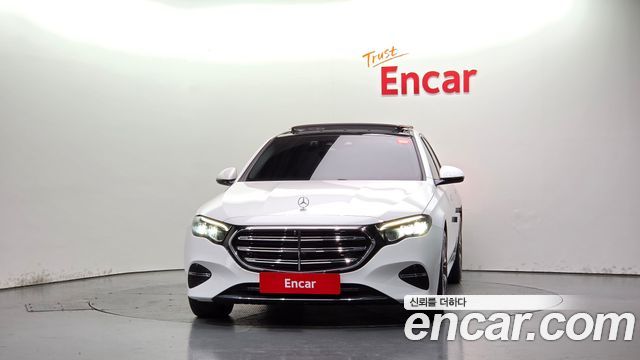 Mercedes-Benz E-Class (W214) E220d 4MATIC Exclusive 2024 — фото 3