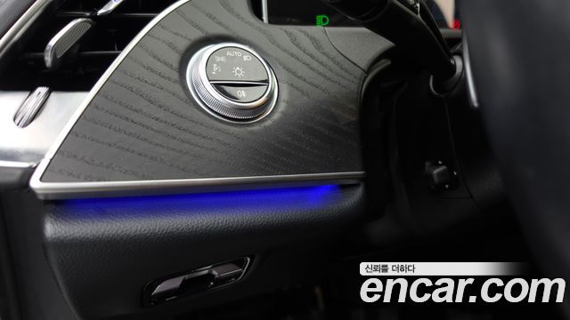 Mercedes-Benz E-Class (W214) E220d 4MATIC Exclusive 2024 — фото 18