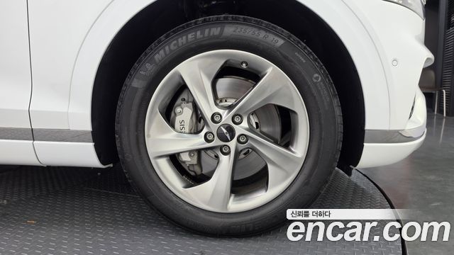 Genesis GV70 2.5T Gasoline AWD 2025 — фото 5