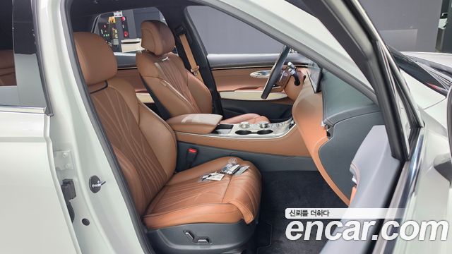 Genesis GV70 2.5T Gasoline AWD 2025 — фото 11