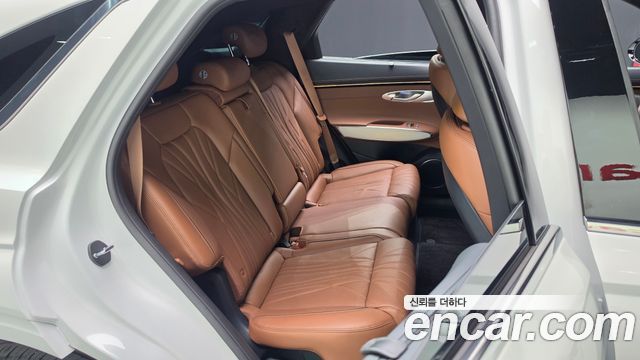 Genesis GV70 2.5T Gasoline AWD 2025 — фото 12