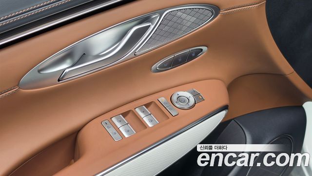Genesis GV70 2.5T Gasoline AWD 2025 — фото 27