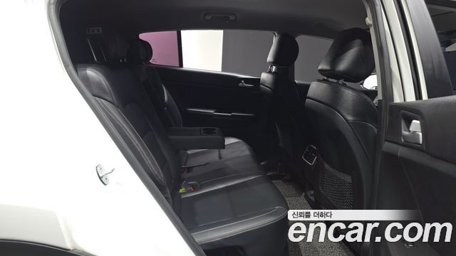 Kia Sportage (IV) Diesel 2WD Prestige 2017 — фото 11