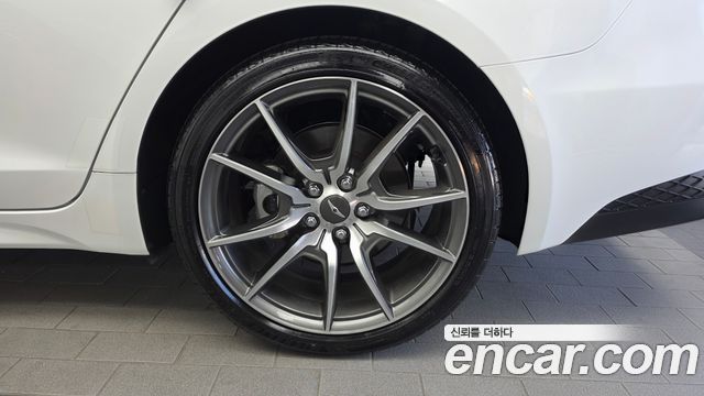 Genesis G70 Gasoline 2.0T 2WD 2021 — фото 21