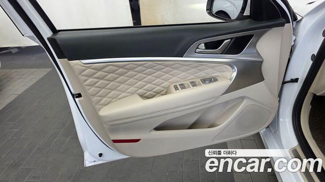 Genesis G70 Gasoline 2.0T 2WD 2021 — фото 24