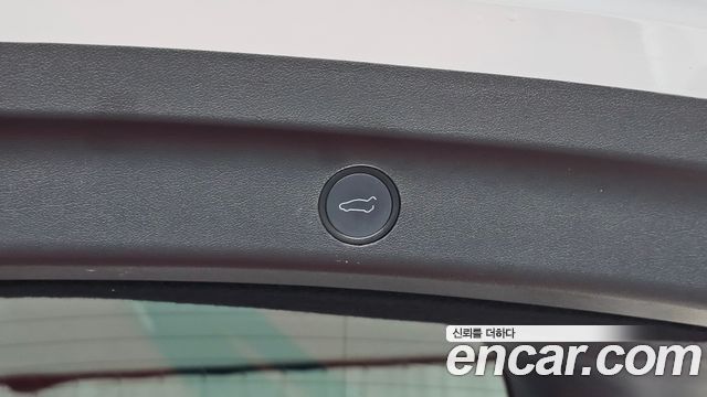 Tesla Model Y RWD 2023 — фото 27