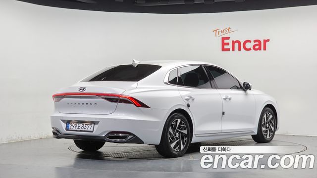 Hyundai Grandeur Hybrid (IG) Le Blanc 2022 — фото 2