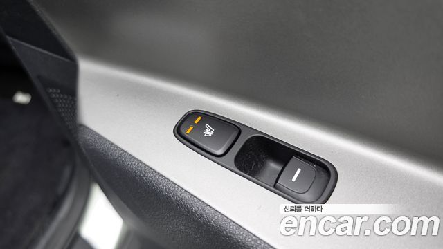 Kia Niro Plus Air 2023 — фото 19