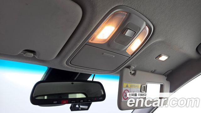 Kia Niro Plus Air 2023 — фото 28