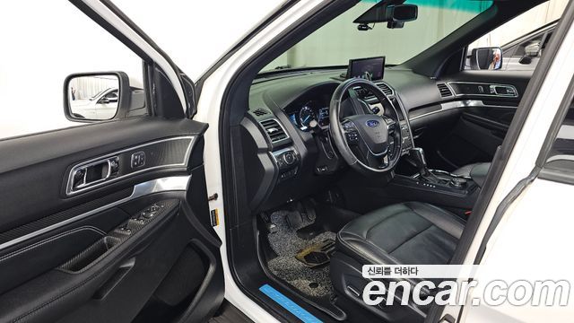Ford Explorer 2.3 Limited 4WD 5th 2016 — фото 10