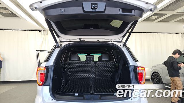 Ford Explorer 2.3 Limited 4WD 5th 2016 — фото 20