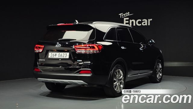 Kia Sorento Diesel 2.0 2WD Noblesse Special 2016 — фото 2