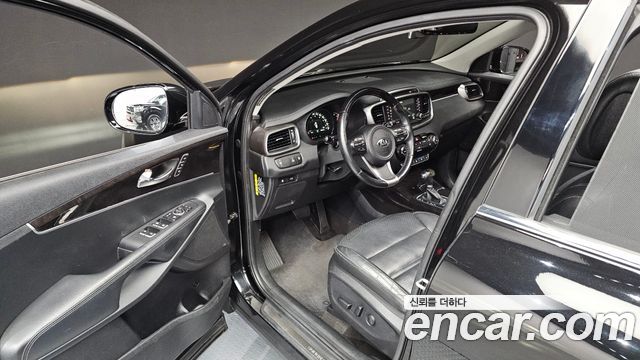 Kia Sorento Diesel 2.0 2WD Noblesse Special 2016 — фото 11