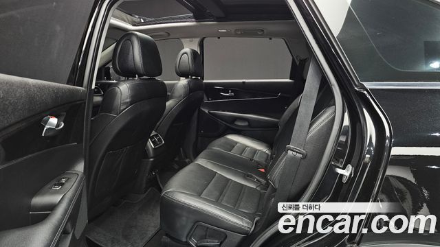 Kia Sorento Diesel 2.0 2WD Noblesse Special 2016 — фото 12
