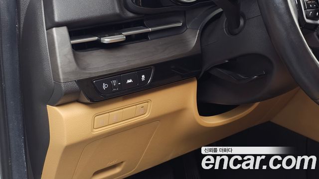 Kia Carnival (IV) Diesel 9-Seater Prestige 2022 — фото 16