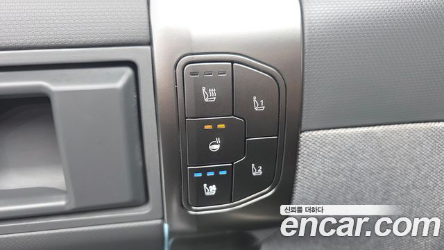 Kia EV3 Long Range 2WD Earth 2025 — фото 17