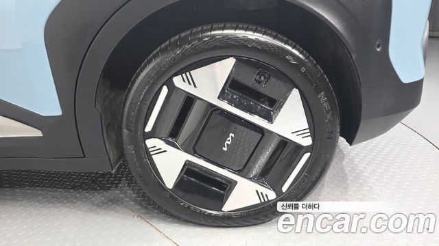 Kia EV3 Long Range 2WD Earth 2025 — фото 21