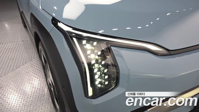Kia EV3 Long Range 2WD Earth 2025 — фото 22