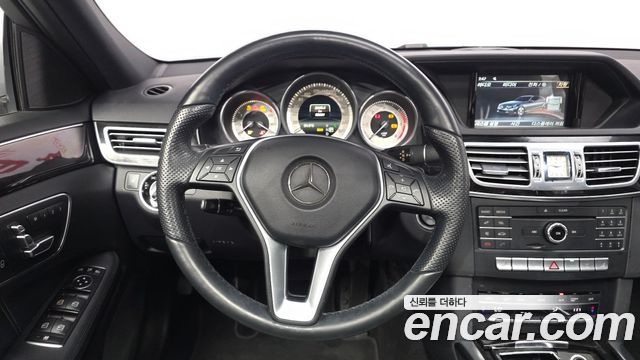 Mercedes-Benz E-Class (W212) E220 Bluetec Avantgarde 2016 — фото 13