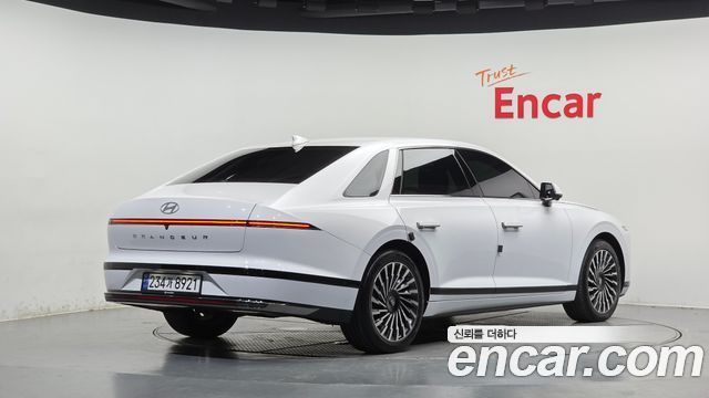 Hyundai Grandeur Hybrid (GN7) Calligraphy 2024 — фото 2