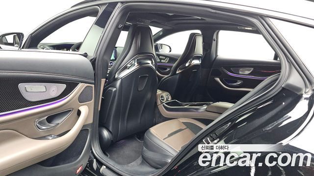 Mercedes-Benz AMG GT 4Door 63 S 4MATIC+ 2020 — фото 11
