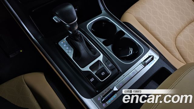 Kia Carnival (IV) Gasoline 9-Seater Prestige 2023 — фото 9