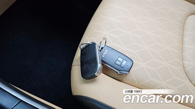 Kia Carnival (IV) Gasoline 9-Seater Prestige 2023 — фото 16
