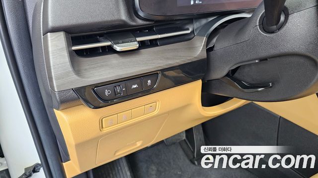 Kia Carnival (IV) Gasoline 9-Seater Prestige 2023 — фото 20