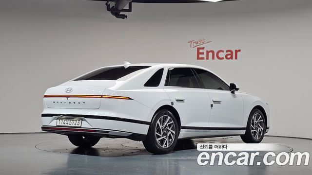 Hyundai Grandeur (GN7) 2,5 Gasoline 2WD Exclusive 2025 — фото 2