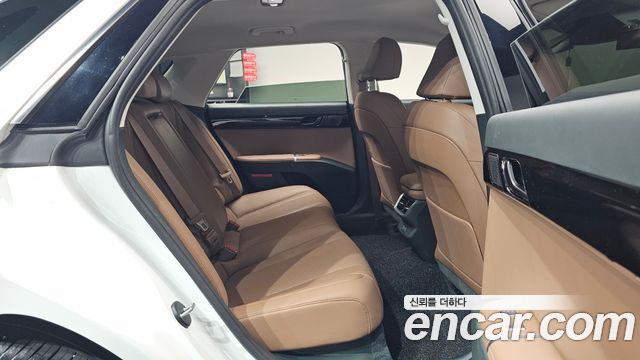 Hyundai Grandeur (GN7) 2,5 Gasoline 2WD Exclusive 2025 — фото 11