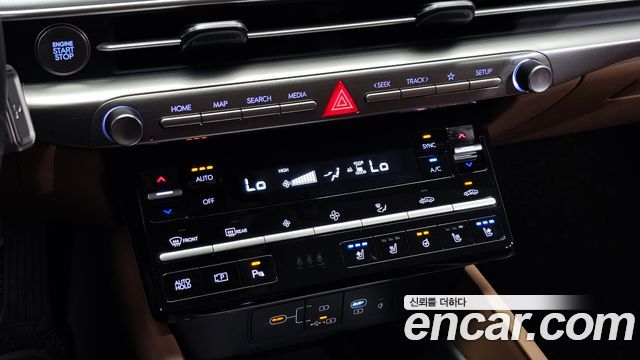 Hyundai Grandeur (GN7) 2,5 Gasoline 2WD Exclusive 2025 — фото 27