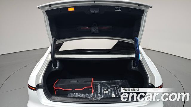 Hyundai Grandeur (GN7) 2,5 Gasoline 2WD Exclusive 2025 — фото 33