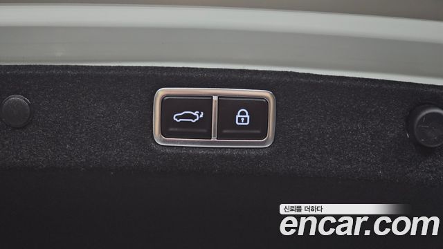 Hyundai Grandeur (GN7) 2,5 Gasoline 2WD Exclusive 2025 — фото 34